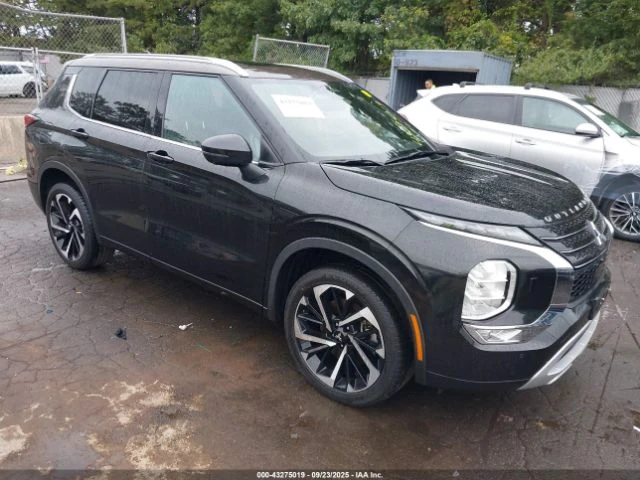 Mitsubishi Outlander SEL 2.5 S-AWC BLACK EDITION - 39999 лв. / 20451.16 € - 79173166 1 | Car24.bg Mitsubishi Outlander SEL 2.5 S-AWC BLACK EDITION - 39999 лв. / 20451.16 € - 79173166 1