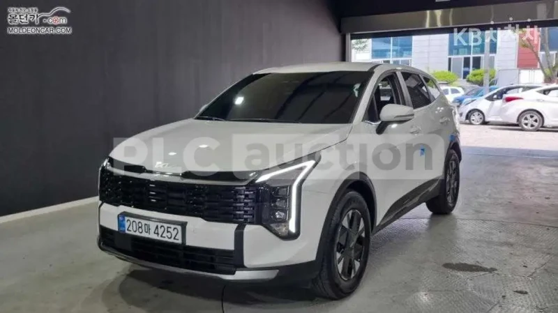 Kia Sportage Hybrid| КАМЕРА| ОБДУХ| ПОДГРЕВ| ВКЛ.ТЕХНОТЕСТ - 26100 € / 51047.16 лв. - 95116986 1 | Car24.bg Kia Sportage Hybrid| КАМЕРА| ОБДУХ| ПОДГРЕВ| ВКЛ.ТЕХНОТЕСТ - 26100 € / 51047.16 лв. - 95116986 1