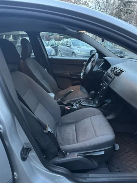 Volvo S40 undefined | Auto.bg — изображение 5 Volvo S40 undefined | Auto.bg — изображение 5