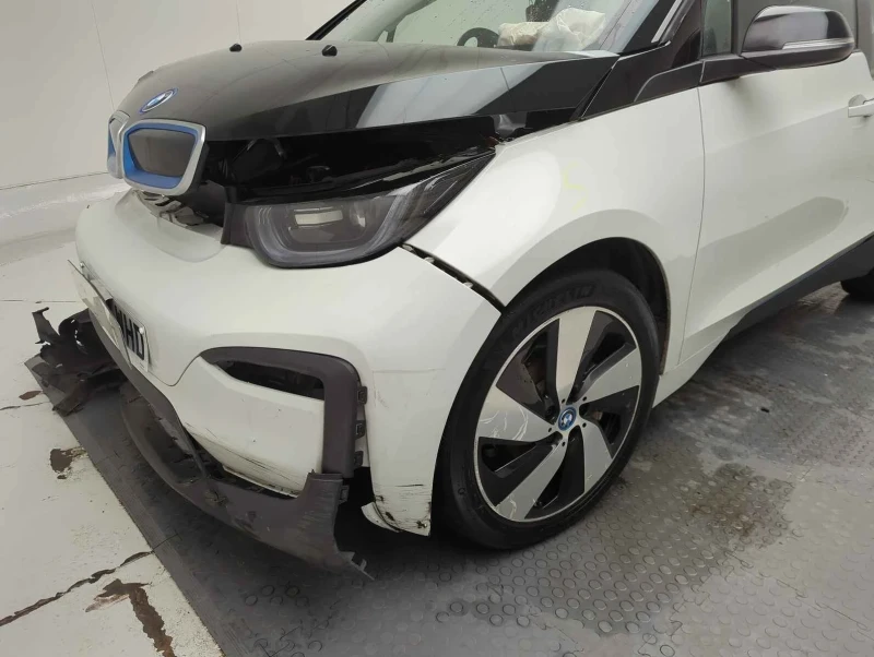 BMW i3 - 6 € - 64170170 1 | Car24.bg BMW i3 - 6 € - 64170170 1