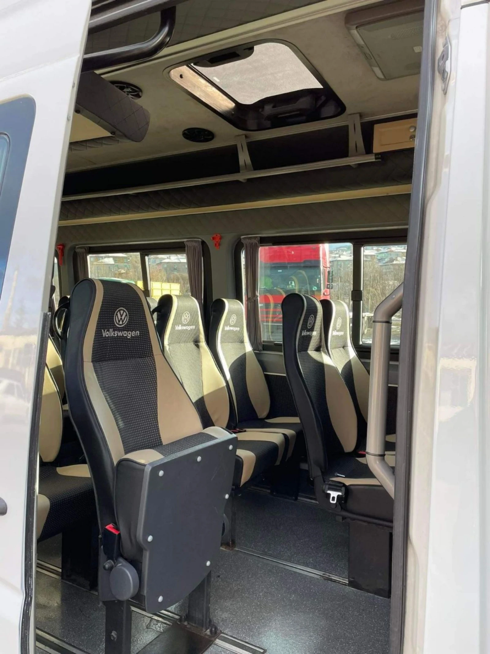 VW Crafter 24 МЕСТЕН - изображение 6 | Auto.bg VW Crafter 24 МЕСТЕН - изображение 6