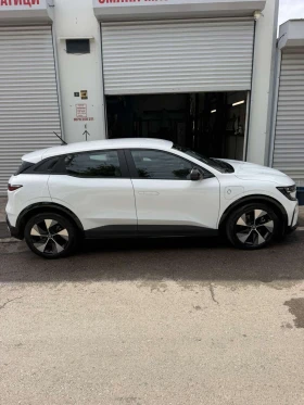 Renault Megane ГАРАНЦИОНЕН АВТОМОБИЛ, БЪРЗО ЗАРЕЖДАНЕ, ТЕРМОПОМП - 18500 € - 25187868 5 | Car24.bg Renault Megane ГАРАНЦИОНЕН АВТОМОБИЛ, БЪРЗО ЗАРЕЖДАНЕ, ТЕРМОПОМП - 18500 € - 25187868 5