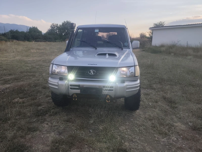 Hyundai Galloper 2.5d - 3800 € / 7432.15 лв. - 45902176 1 | Car24.bg Hyundai Galloper 2.5d - 3800 € / 7432.15 лв. - 45902176 1