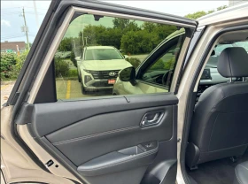 Nissan Rogue SL* AWD* 50k km* * VIRTUAL* 360VIEW* ПАНОРАМА* NAV | Auto.bg — изображение 13 Nissan Rogue SL* AWD* 50k km* * VIRTUAL* 360VIEW* ПАНОРАМА* NAV | Auto.bg — изображение 13