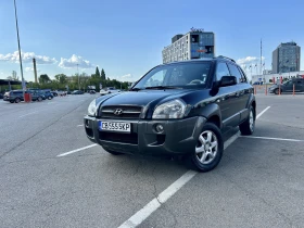 Hyundai Tucson 2.0 CRDI 4x4 РЕГИСТРИРАН СЕМЕЕН АВТОМОБИЛ - Car24.bg Hyundai Tucson 2.0 CRDI 4x4 РЕГИСТРИРАН СЕМЕЕН АВТОМОБИЛ