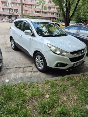 Hyundai IX35 - 6000 € / 11734.98 лв. - 41315084 14 | Car24.bg Hyundai IX35 - 6000 € / 11734.98 лв. - 41315084 14