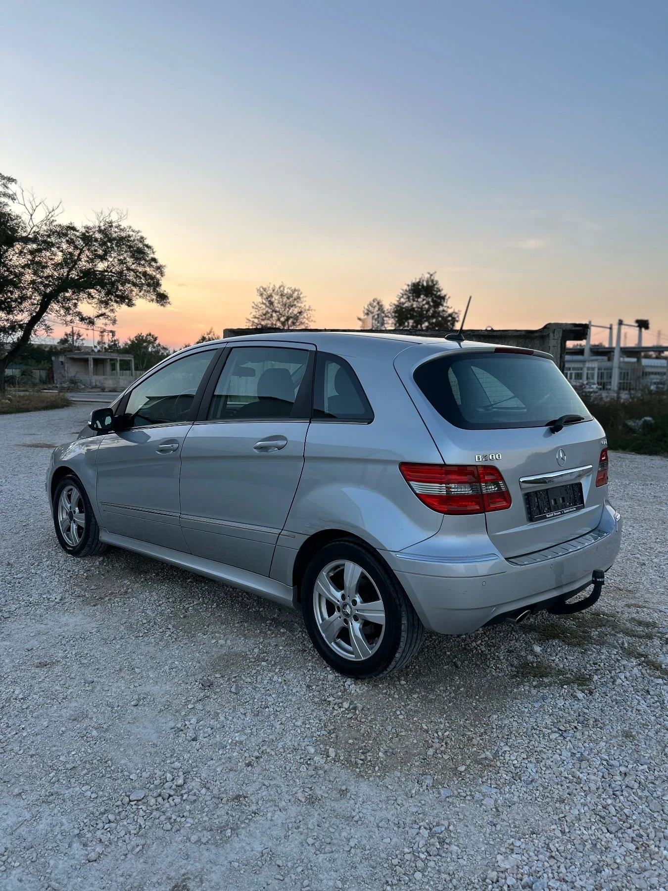 Mercedes-Benz B 200 CDI/AUTOMAT/TOP! - изображение 4 | Auto.bg Mercedes-Benz B 200 CDI/AUTOMAT/TOP! - изображение 4