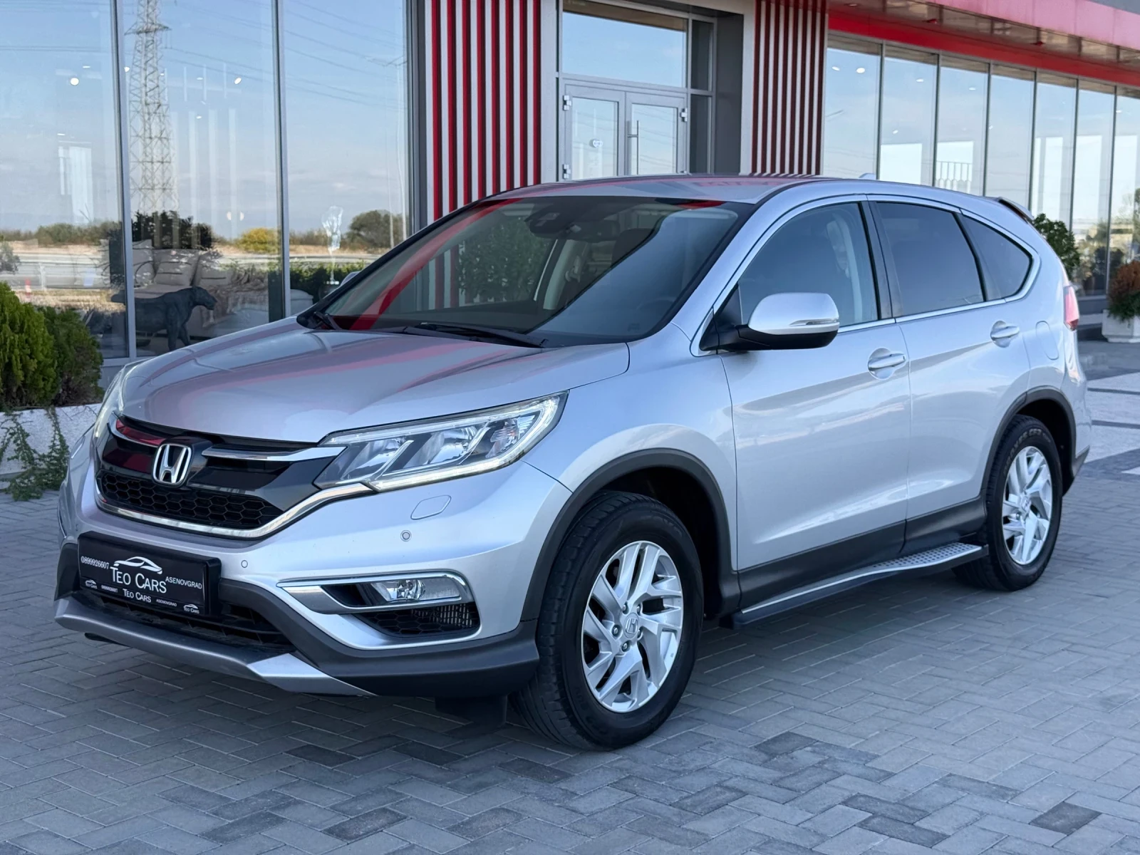 Honda Cr-v 1.6 i-DTEC 160кс 4X4 / FACELIFT/ LED /FULL SERVICE | Auto.bg — изображение 1 Honda Cr-v 1.6 i-DTEC 160кс 4X4 / FACELIFT/ LED /FULL SERVICE | Auto.bg — изображение 1