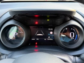 Toyota Yaris Hybrid Trend | Auto.bg — изображение 15 Toyota Yaris Hybrid Trend | Auto.bg — изображение 15