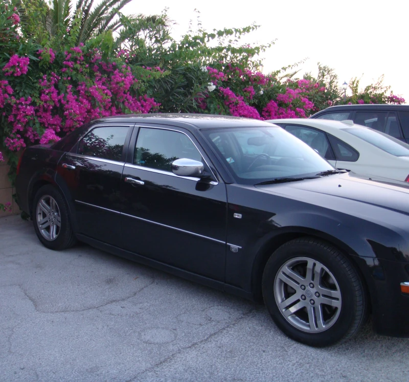 Chrysler 300c - 7900 € / 15451.06 лв. - 10485894 1 | Car24.bg Chrysler 300c - 7900 € / 15451.06 лв. - 10485894 1