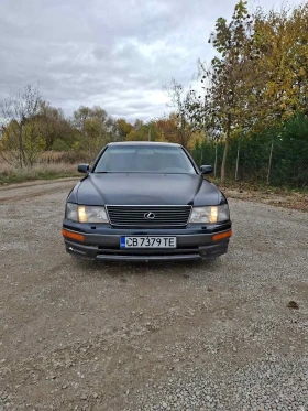 Lexus LS 400