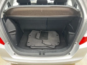 Honda Jazz 1.4i 103000KM!!! TOP - 5550 € / 10854.86 лв. - 57868533 15 | Car24.bg Honda Jazz 1.4i 103000KM!!! TOP - 5550 € / 10854.86 лв. - 57868533 15