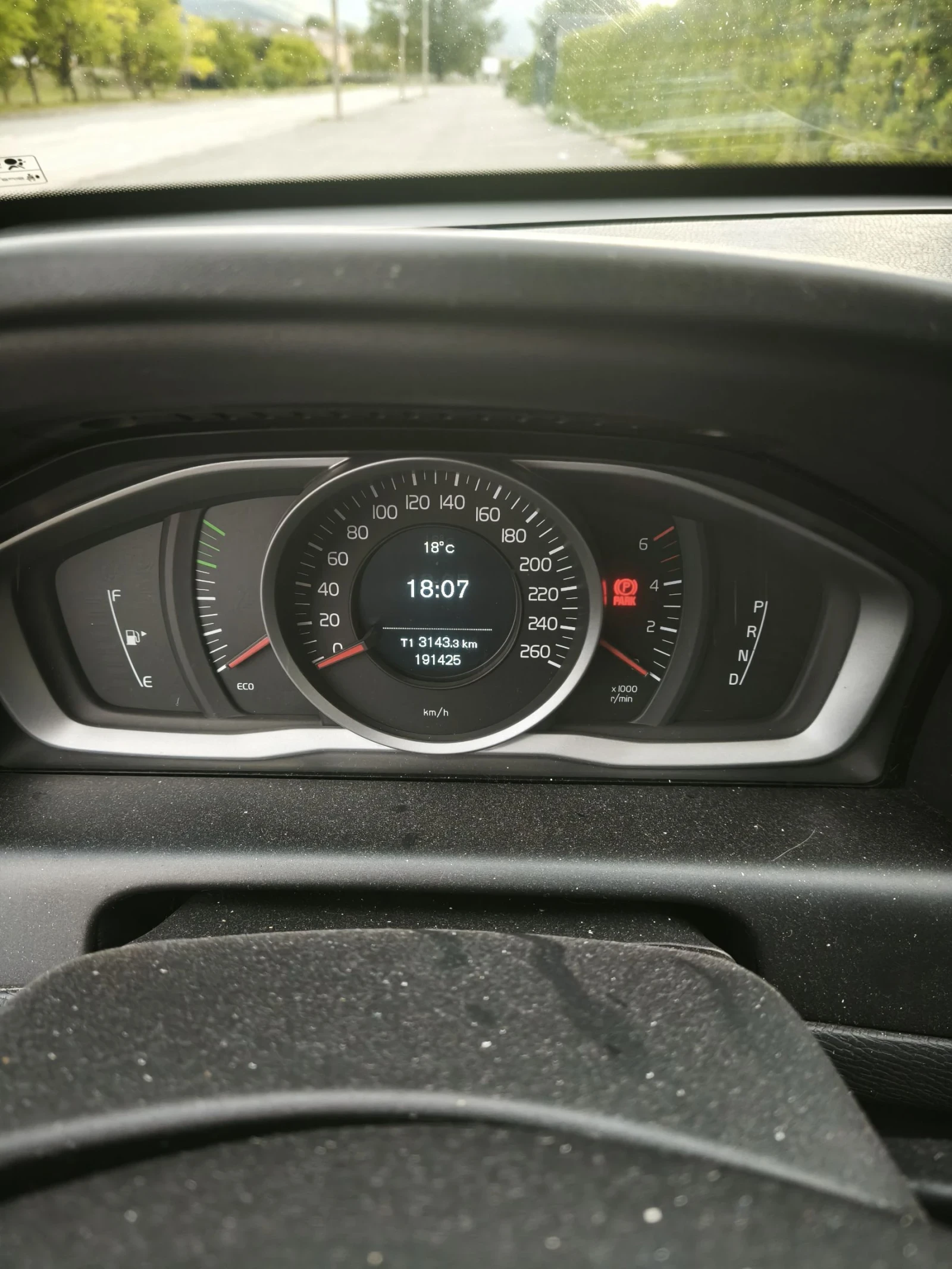 Volvo XC60 Един от най-обезопасените семейни автомобили. - изображение 6 | Auto.bg Volvo XC60 Един от най-обезопасените семейни автомобили. - изображение 6