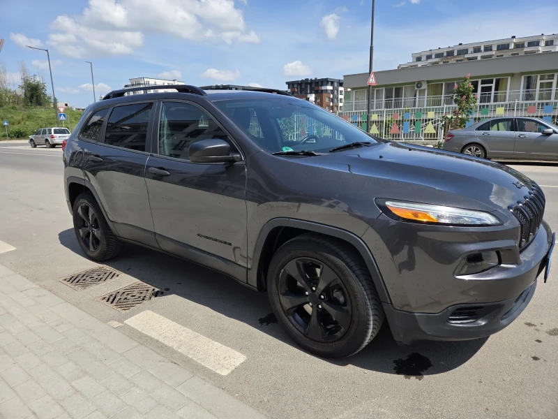 Jeep Cherokee Automatic - 8999 € - 69011308 1 | Car24.bg Jeep Cherokee Automatic - 8999 € - 69011308 1
