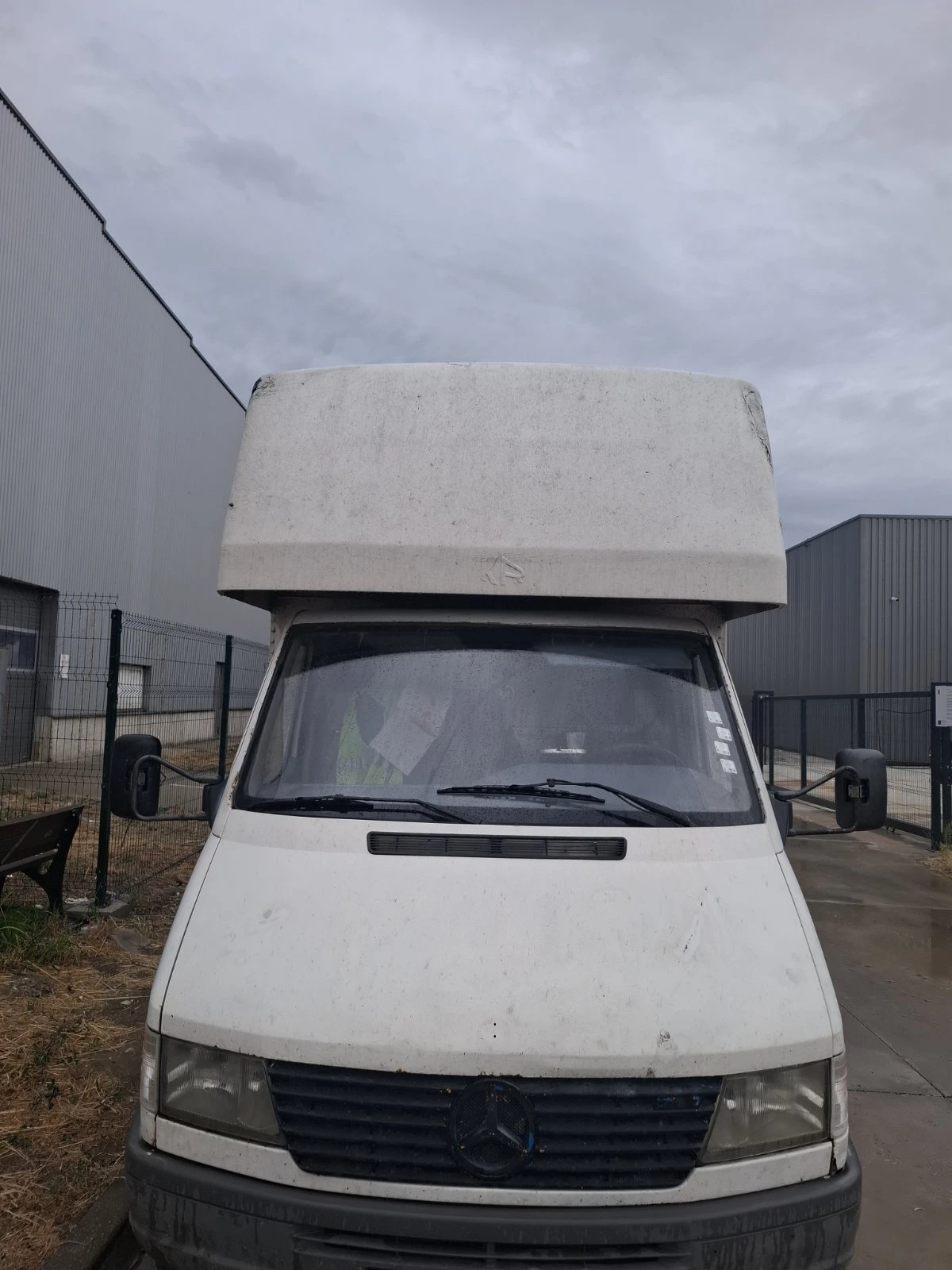 Mercedes-Benz 412 undefined | Auto.bg — изображение 1 Mercedes-Benz 412 undefined | Auto.bg — изображение 1