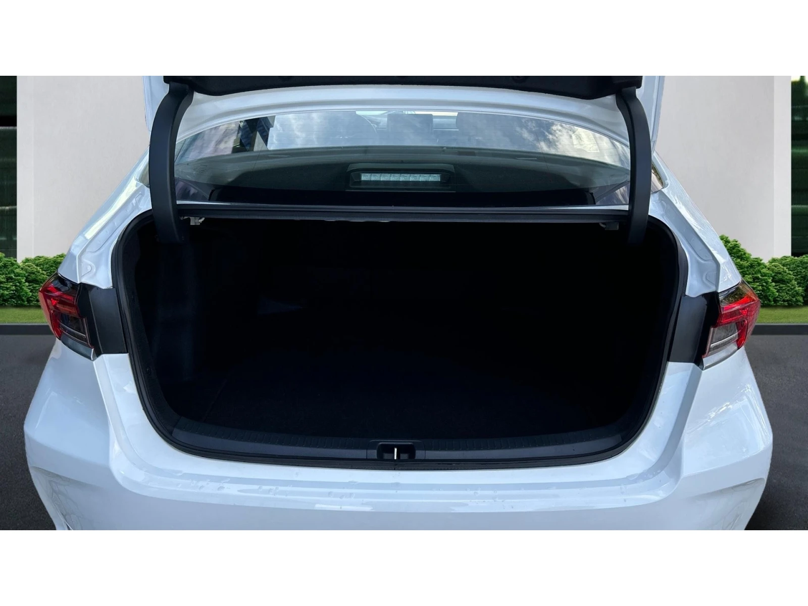 Toyota Corolla Месечна вноска от 375 лв. - изображение 10 | Auto.bg Toyota Corolla Месечна вноска от 375 лв. - изображение 10