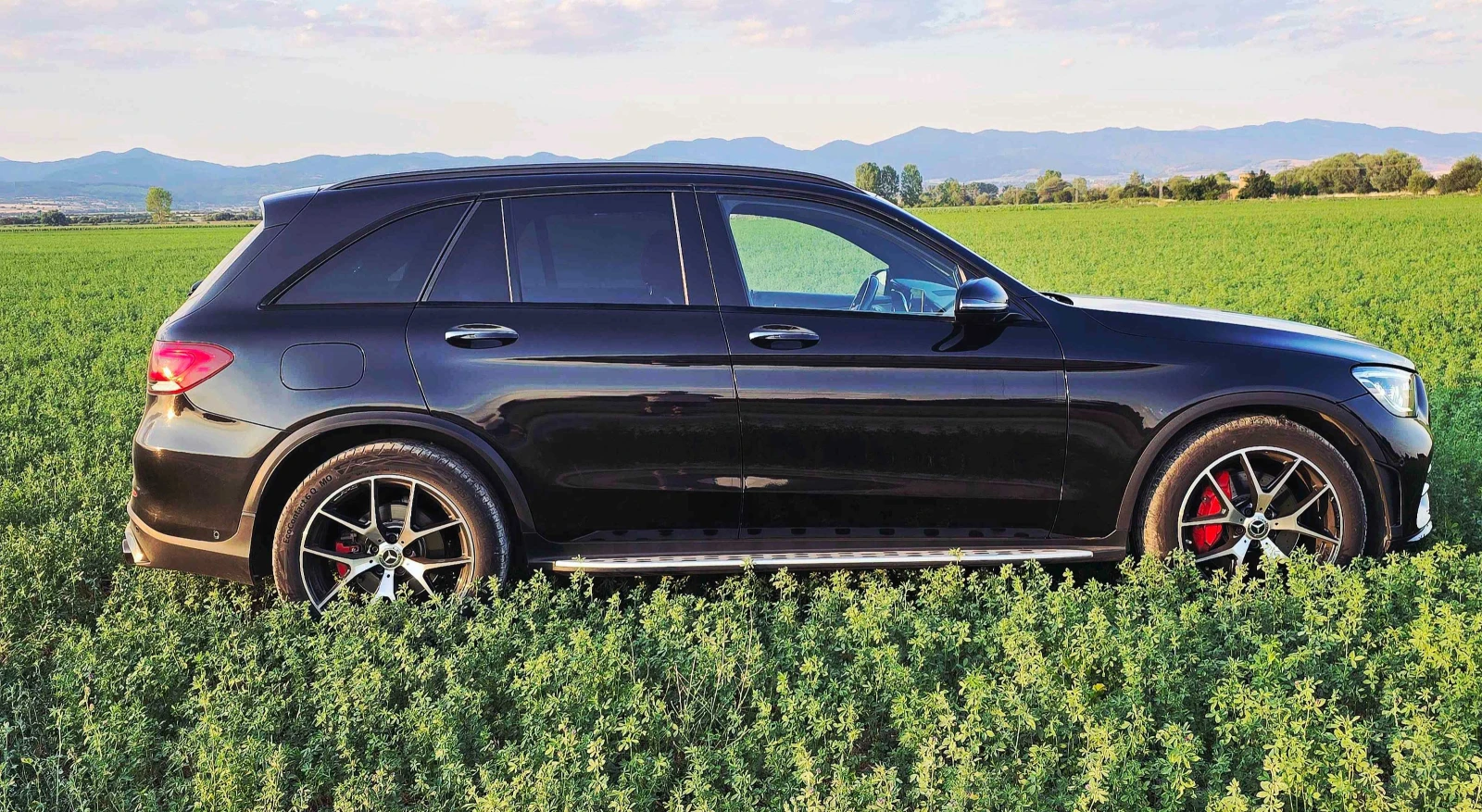 Mercedes-Benz GLC 400 330кс, 20' AMG 43, ПАНОРАМА, 4-MATIC, 360 КАМЕ - изображение 3 | Auto.bg Mercedes-Benz GLC 400 330кс, 20' AMG 43, ПАНОРАМА, 4-MATIC, 360 КАМЕ - изображение 3