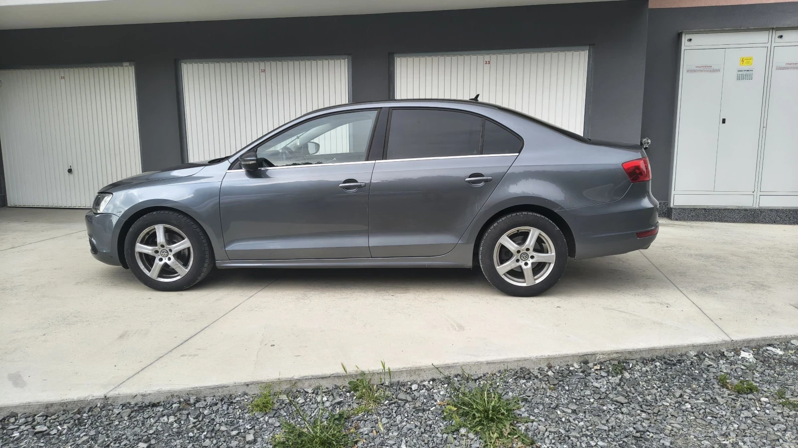 VW Jetta 1.6 tdi 105 | Auto.bg — изображение 1 VW Jetta 1.6 tdi 105 | Auto.bg — изображение 1