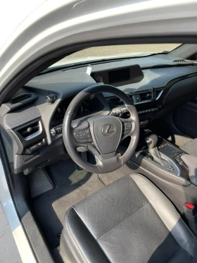Lexus UX 250h - 15250 € / 29826.41 лв. - 56063357 6 | Car24.bg Lexus UX 250h - 15250 € / 29826.41 лв. - 56063357 6