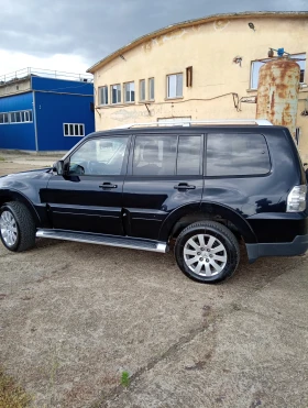 Mitsubishi Pajero undefined | Auto.bg — изображение 2 Mitsubishi Pajero undefined | Auto.bg — изображение 2