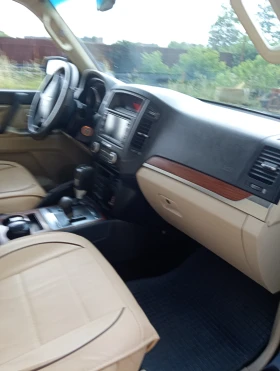 Mitsubishi Pajero undefined | Auto.bg — изображение 7 Mitsubishi Pajero undefined | Auto.bg — изображение 7