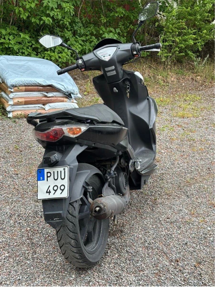 Kymco Super Super 8 49 Кубика 2015 - изображение 2 | Auto.bg Kymco Super Super 8 49 Кубика 2015 - изображение 2