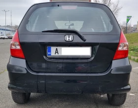 Honda Jazz 1.4i - 2600 € / 5085.16 лв. - 10122410 4 | Car24.bg Honda Jazz 1.4i - 2600 € / 5085.16 лв. - 10122410 4