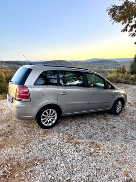Opel Zafira 1.9 CDTi 120к.с. | Auto.bg — изображение 6 Opel Zafira 1.9 CDTi 120к.с. | Auto.bg — изображение 6