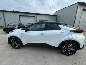 Toyota C-HR HYBRID 1.8 | Auto.bg — изображение 4 Toyota C-HR HYBRID 1.8 | Auto.bg — изображение 4