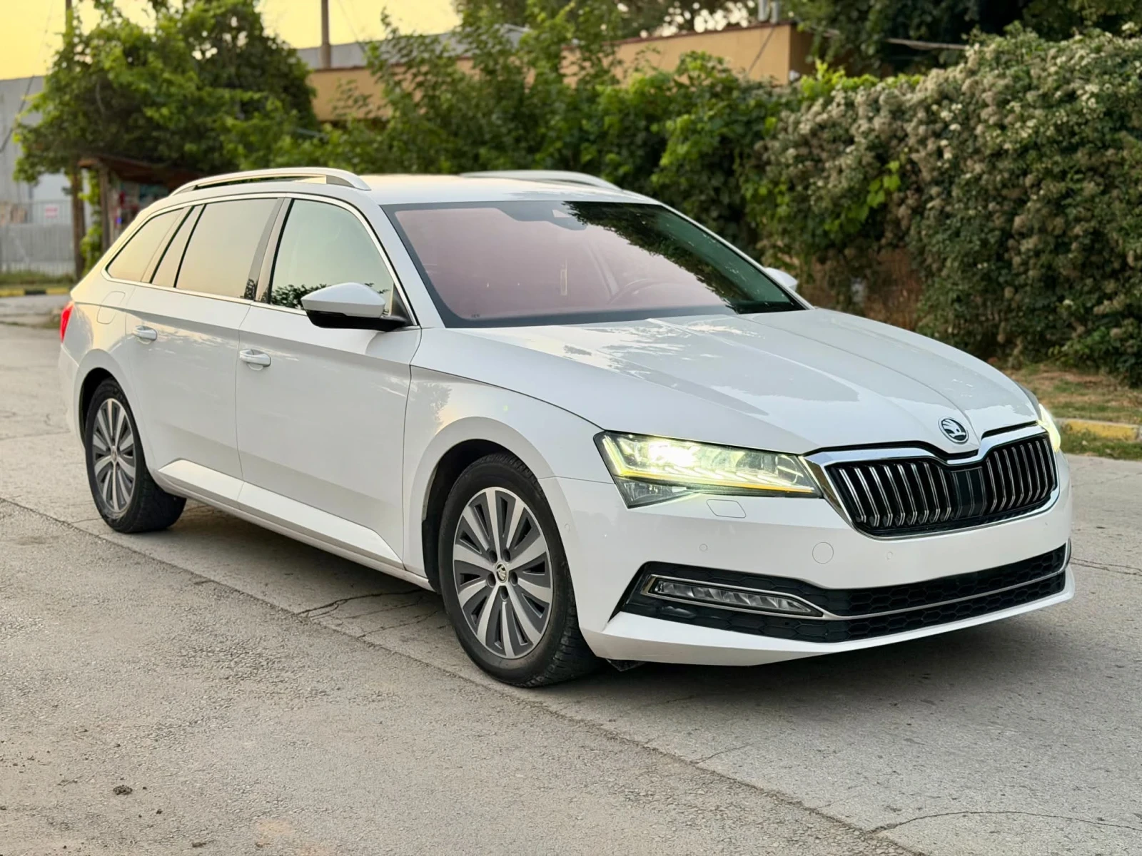 Skoda Superb 2.0TDI DSG | Auto.bg — изображение 1 Skoda Superb 2.0TDI DSG | Auto.bg — изображение 1