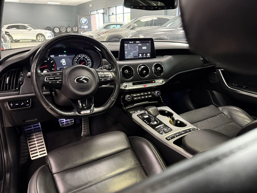 Kia Stinger GT 3.3 AWD Limited - изображение 10 | Auto.bg Kia Stinger GT 3.3 AWD Limited - изображение 10