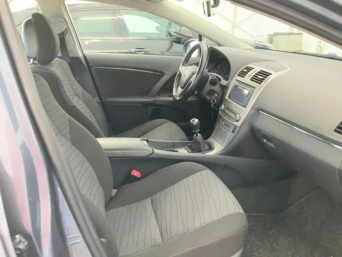 Toyota Avensis 1.8 Edition СЕРВИЗНА ИСТОРИЯ - изображение 8 | Auto.bg Toyota Avensis 1.8 Edition СЕРВИЗНА ИСТОРИЯ - изображение 8