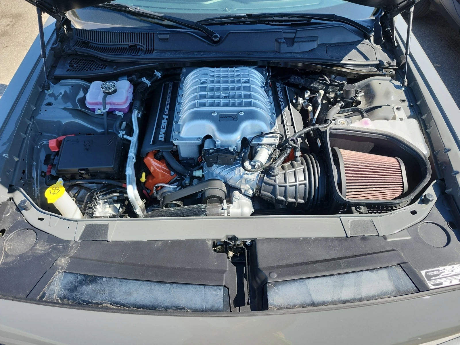 Dodge Challenger * SRT HELLCAT* CARFAX * БЕЗ ПЪРВОНАЧАЛНА ВНОСКА - изображение 9 | Auto.bg Dodge Challenger * SRT HELLCAT* CARFAX * БЕЗ ПЪРВОНАЧАЛНА ВНОСКА - изображение 9