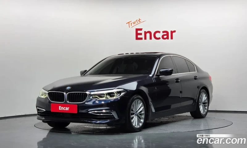 BMW 530 LUXURY PLUS| AMBIENT| HUD| ШИБИДАХ| B48 - 15200 € / 29728.62 лв. - 96931164 1 | Car24.bg BMW 530 LUXURY PLUS| AMBIENT| HUD| ШИБИДАХ| B48 - 15200 € / 29728.62 лв. - 96931164 1