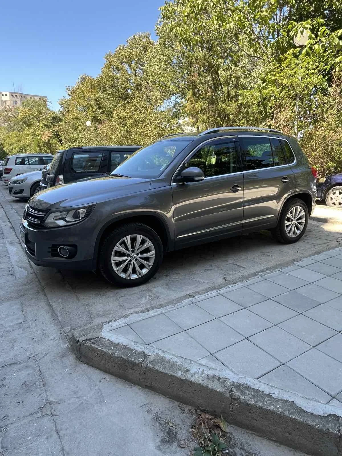 VW Tiguan VW Tiguan 2.0TDI R-LINE SPORT&STYLE FACELIFT BlueM - изображение 3 | Auto.bg VW Tiguan VW Tiguan 2.0TDI R-LINE SPORT&STYLE FACELIFT BlueM - изображение 3