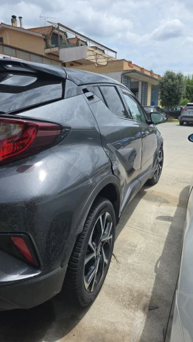 Toyota C-HR 2.0HYBRID FACELIFT - 11500 € / 22492.04 лв. - 23289041 4 | Car24.bg Toyota C-HR 2.0HYBRID FACELIFT - 11500 € / 22492.04 лв. - 23289041 4
