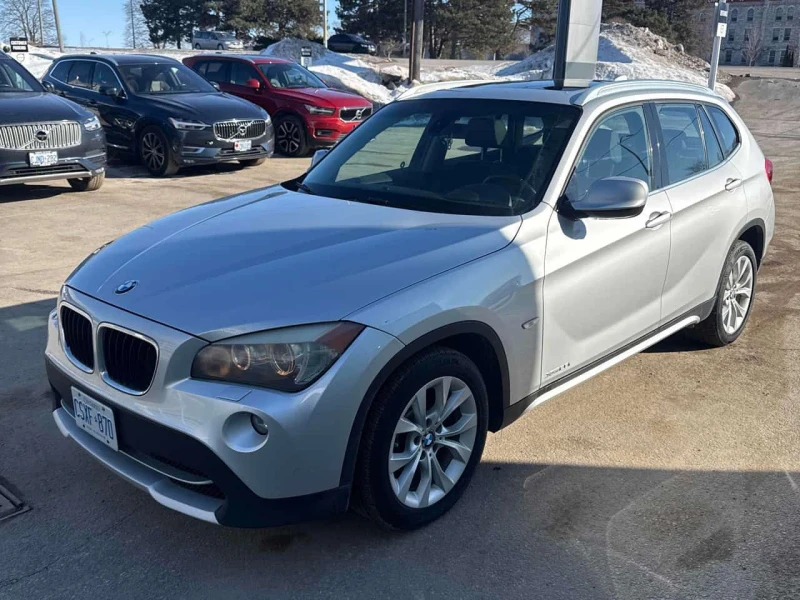 BMW X1 * 28i * CARFAX * PANO* ПОДГРЕВ* KEYLESS* - 5550 € / 10854.86 лв. - 47244752 1 | Car24.bg BMW X1 * 28i * CARFAX * PANO* ПОДГРЕВ* KEYLESS* - 5550 € / 10854.86 лв. - 47244752 1