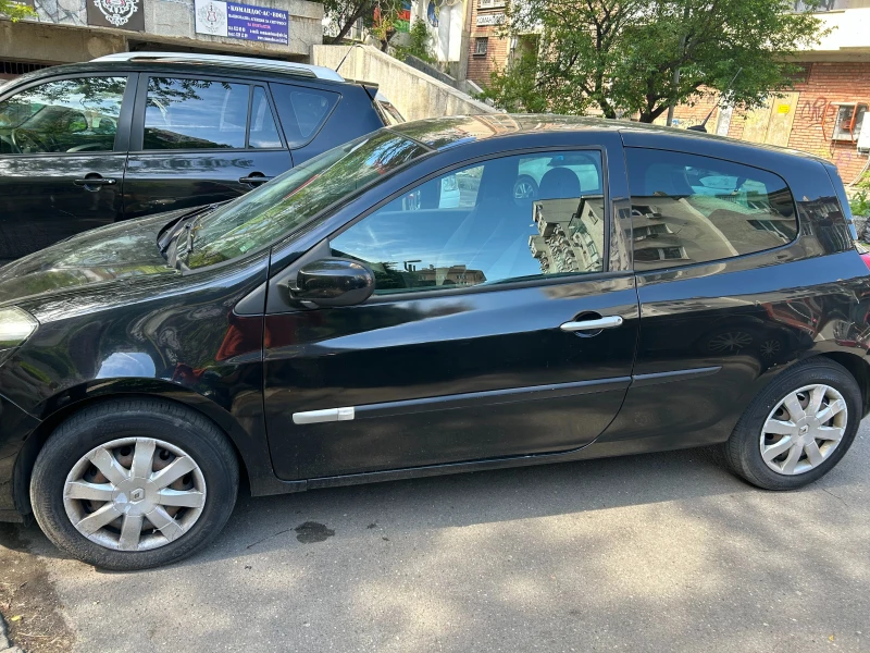 Renault Clio - 2000 € - 98298858 1 | Car24.bg Renault Clio - 2000 € - 98298858 1