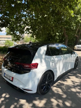 VW ID.3 1-ST Plus Pro Performence | Auto.bg — изображение 10 VW ID.3 1-ST Plus Pro Performence | Auto.bg — изображение 10