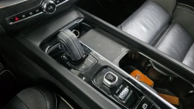 Volvo XC60 T8 R-Design Plug-in Hybrid | Auto.bg — изображение 8 Volvo XC60 T8 R-Design Plug-in Hybrid | Auto.bg — изображение 8