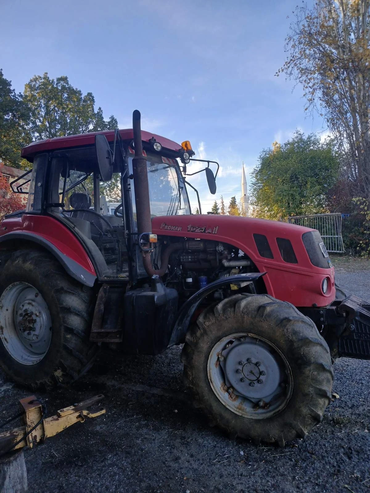 Трактор Pronar 1025 - изображение 4 | Auto.bg Трактор Pronar 1025 - изображение 4