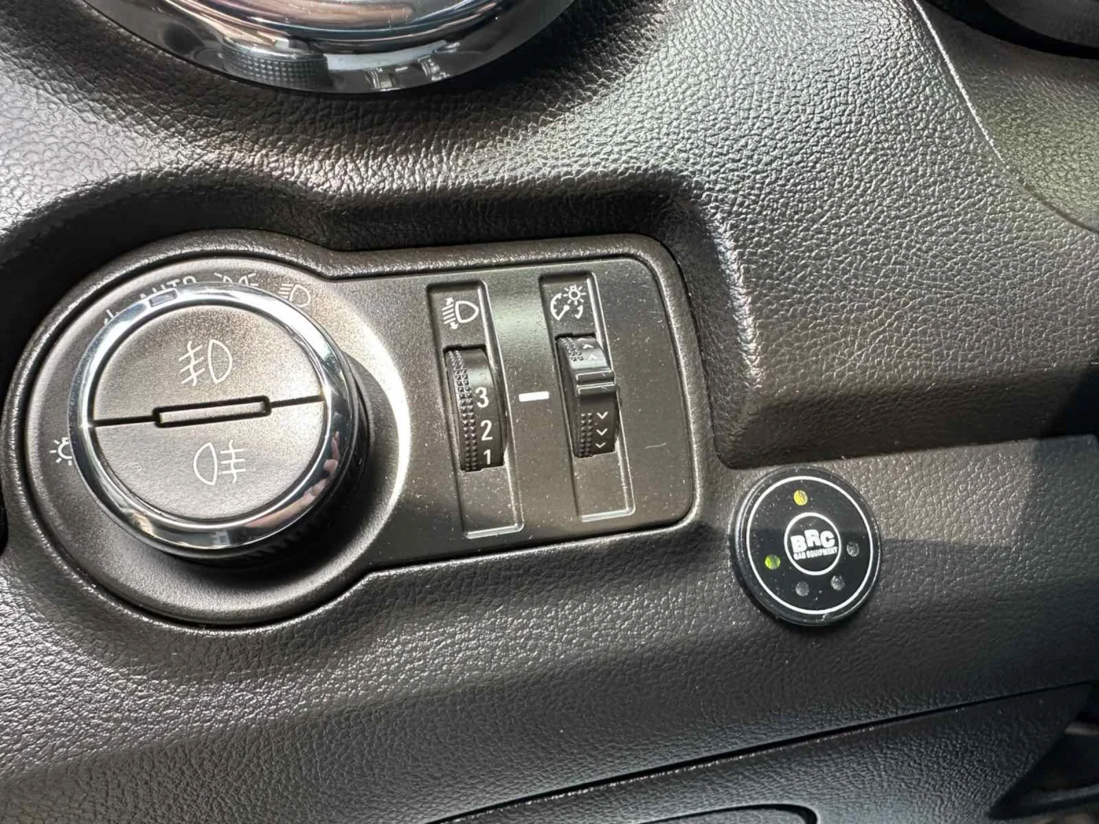 Chevrolet Trax 1.6 115 GAS  - изображение 9 | Auto.bg Chevrolet Trax 1.6 115 GAS  - изображение 9