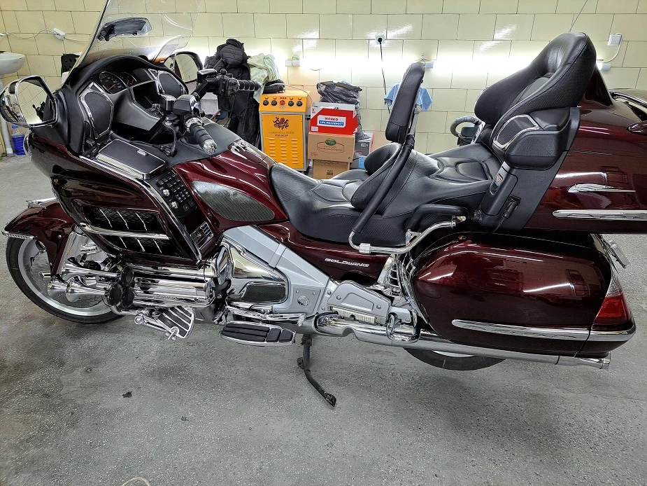 Honda Gold Wing undefined | Auto.bg — изображение 1 Honda Gold Wing undefined | Auto.bg — изображение 1