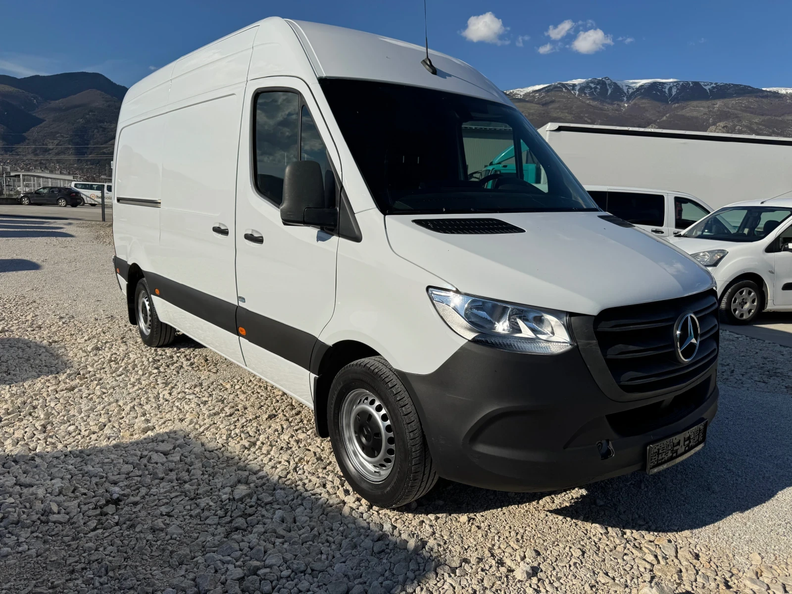 Mercedes-Benz Sprinter undefined | Auto.bg — изображение 1 Mercedes-Benz Sprinter undefined | Auto.bg — изображение 1