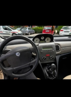 Lancia Ypsilon 1.3i 16v - 2400 € / 4693.99 лв. - 43065327 8 | Car24.bg Lancia Ypsilon 1.3i 16v - 2400 € / 4693.99 лв. - 43065327 8