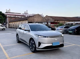 DONGFENG E5 eπ008 BEV 82.28KWH 636km | Auto.bg — изображение 3 DONGFENG E5 eπ008 BEV 82.28KWH 636km | Auto.bg — изображение 3