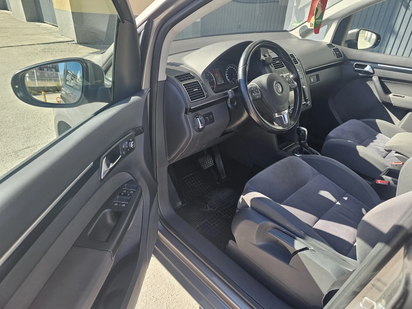 VW Touran  - изображение 10 | Auto.bg VW Touran  - изображение 10