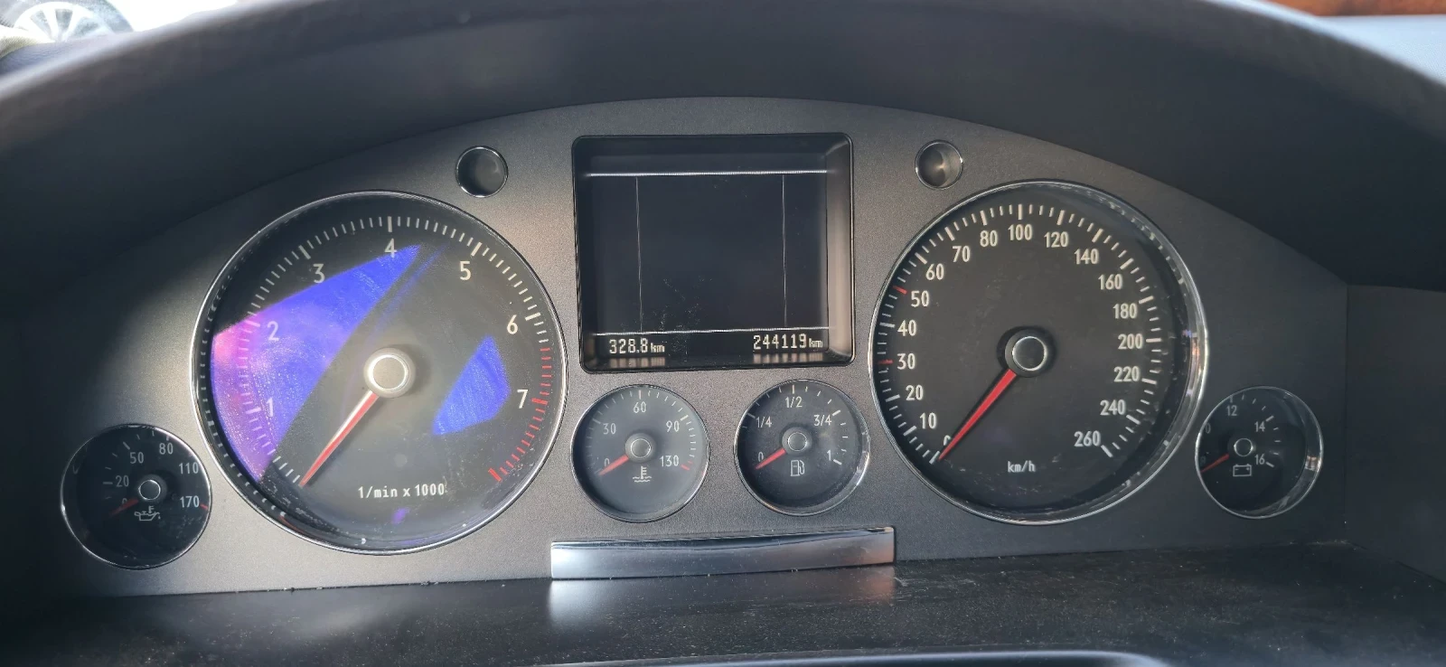 VW Phaeton 3.2 - изображение 8 | Auto.bg VW Phaeton 3.2 - изображение 8