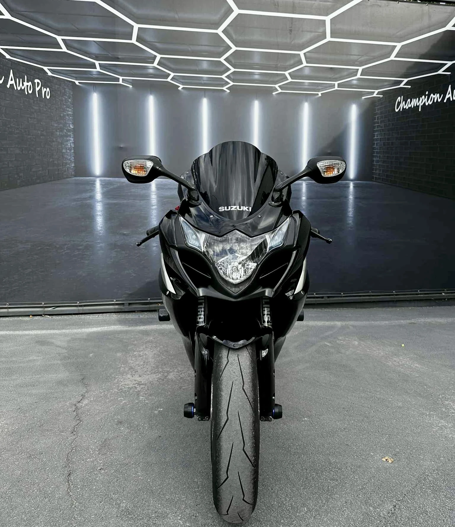 Suzuki Gsxr L0 1000 Ohlins | Auto.bg — изображение 1 Suzuki Gsxr L0 1000 Ohlins | Auto.bg — изображение 1