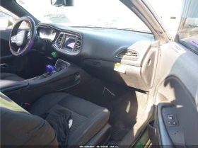 Dodge Challenger SXT - 23900 лв. / 12219.88 € - 34900571 10 | Car24.bg Dodge Challenger SXT - 23900 лв. / 12219.88 € - 34900571 10